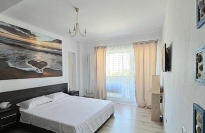 Аренда комфортных 2-комнатных апартаментов площадью 70 м² в районе Мамая, Констанца, Румыния